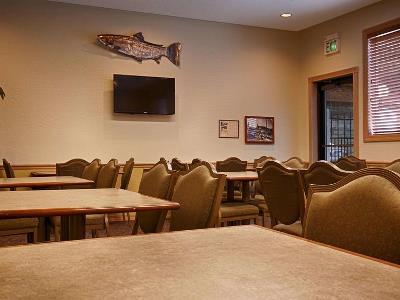 Hotel Western At The Rogue 3*